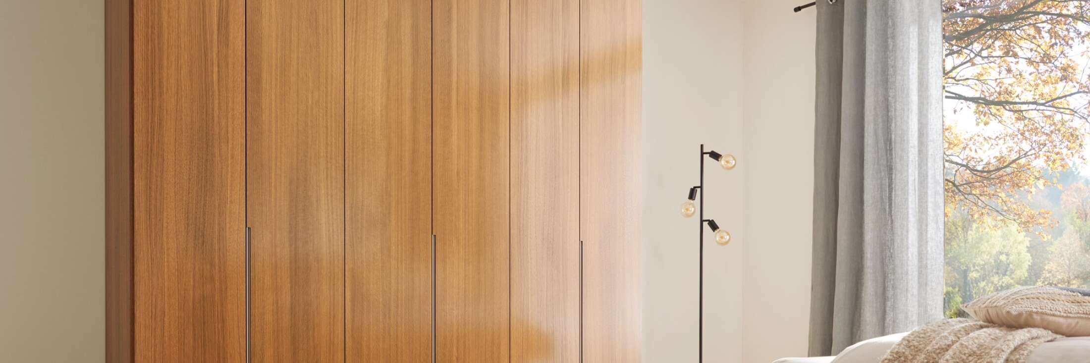 Drehtürenschrank Contur® Loretto