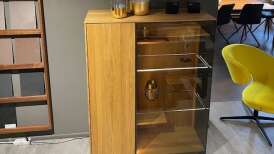T7 Vitrine 2