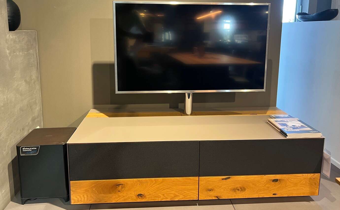 Z7 TV Eiche