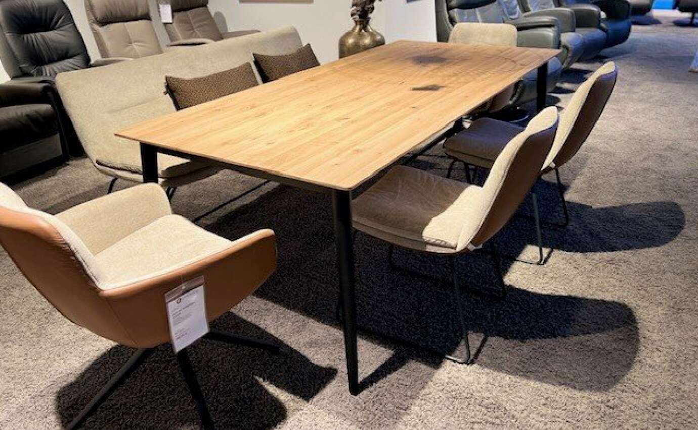 tisch 1